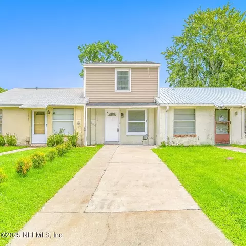 2639 Sunrise Village Dr #B, Orange Park, FL 32065