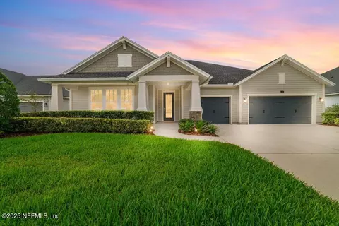 124 Oxbridge Way, Saint Johns, FL 32259