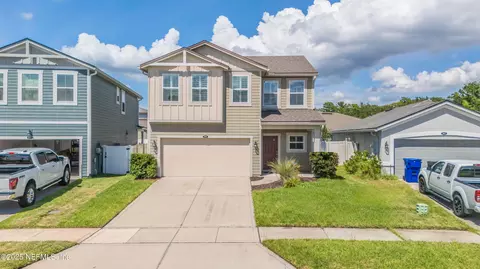 559 Narrowleaf Dr, Saint Johns, FL 32259