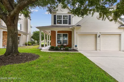 11042 Castlemain Cir E, Jacksonville, FL 32256