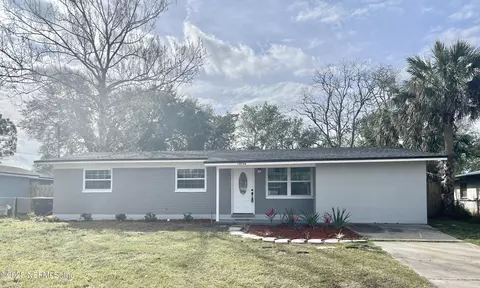 10754 Majuro Dr, Jacksonville, FL 32246