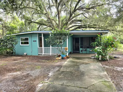 8122 Vernell St, Jacksonville, FL 32220