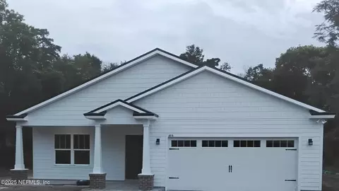 2215 Peach Dr, Jacksonville, FL 32246