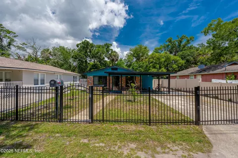 530 George St, Daytona Beach, FL 32114