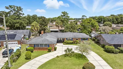 1851 Parkcrest Dr, Jacksonville, FL 32211