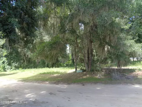 0 Lake Shore Lot 417 Ter, Interlachen, FL 32148 photo 4
