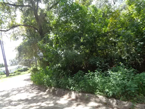 0 Lake Shore Lots 413 414 Ter, Interlachen, FL 32148 photo 7