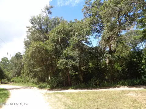 0 Lake Shore Lots 413 414 Ter, Interlachen, FL 32148 photo 3