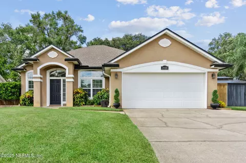 1920 Burgess Hill Cir W, Jacksonville, FL 32246