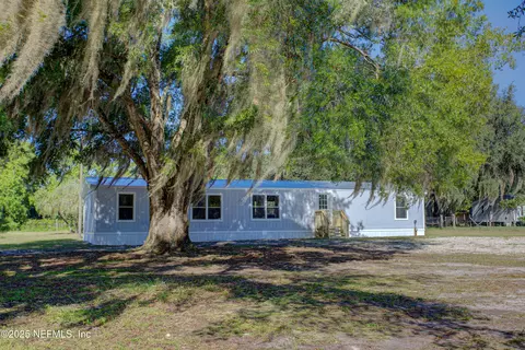 107 Krantz Rd, Palatka, FL 32177