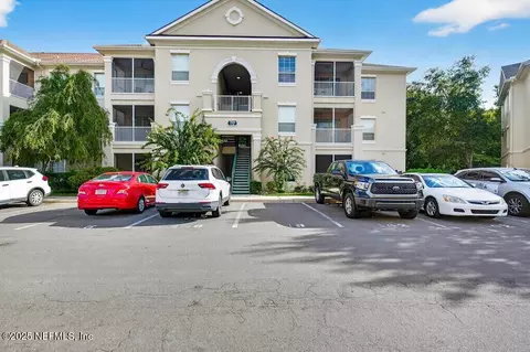 8601 Beach Blvd #704, Jacksonville, FL 32216