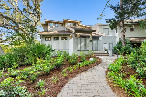 3120 Sea Marsh Rd, Fernandina Beach, FL 32034