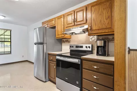 Kitchen - 54230 Heller Rd, Callahan, FL 32011 photo 2 of 4