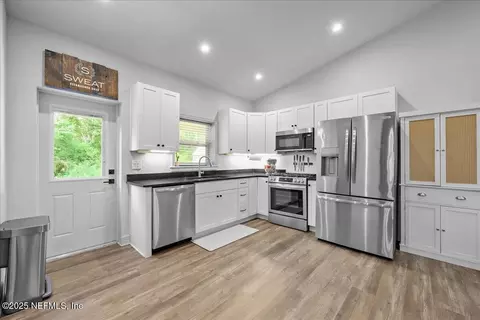 3514 Weaver Rd, Palatka, FL 32177