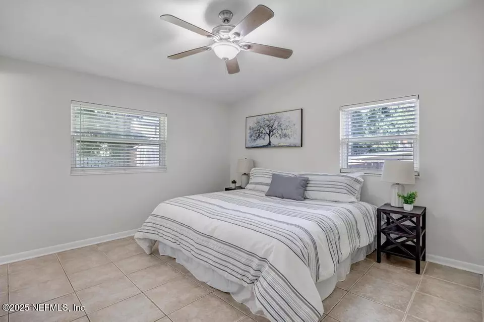 Bedroom - 237 Renne Dr N, Jacksonville, FL 32218 photo 2 of 4