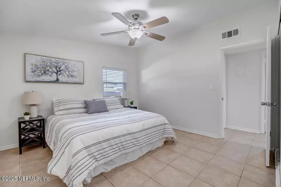 Bedroom - 237 Renne Dr N, Jacksonville, FL 32218 photo 4 of 4