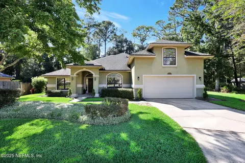 3006 Five Oaks Ln, Green Cove Springs, FL 32043