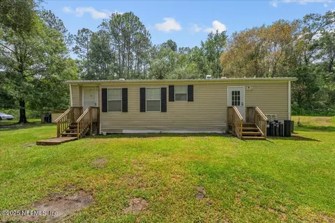 10695 Gregory Ave, Hastings, FL 32145