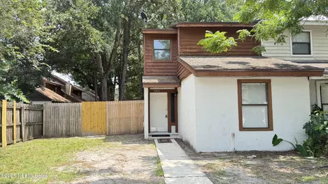 4511 Melissa Ct W, Jacksonville, FL 32210