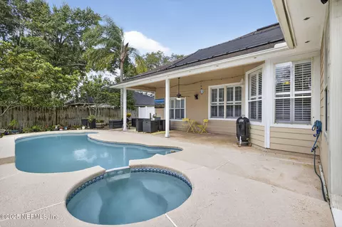 4562 Princess Labeth Ct, Jacksonville, FL 32258