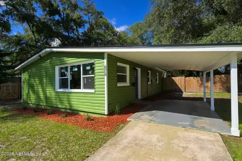 8514 Oak Leaf Rd, Jacksonville, FL 32208
