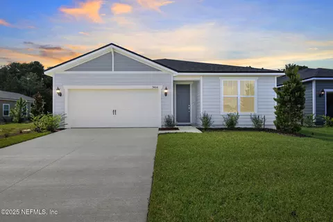 3464 Americana Dr, Green Cove Springs, FL 32043