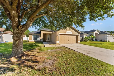 739 Largo Ln, Macclenny, FL 32063