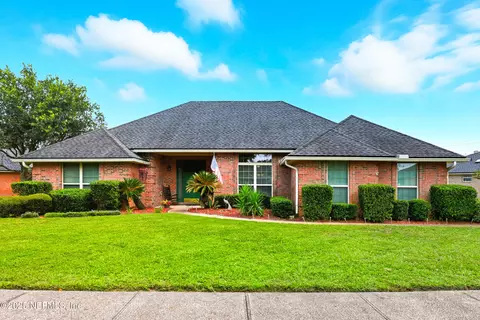 919 Cresswell Ln W, Jacksonville, FL 32221