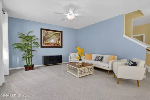 81 Vestavia Ct, Jacksonville, FL 32081