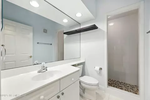 Bath - 355 N Shore Cir #1312, Saint Augustine, FL 32092 photo 3 of 4