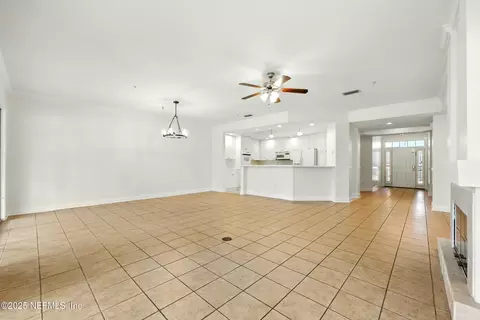 Living - 355 N Shore Cir #1312, Saint Augustine, FL 32092 photo 3 of 8