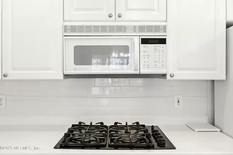 Kitchen - 355 N Shore Cir #1312, Saint Augustine, FL 32092 photo 3 of 4