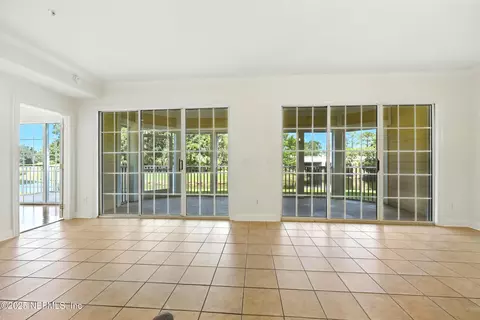 Living - 355 N Shore Cir #1312, Saint Augustine, FL 32092 photo 2 of 8
