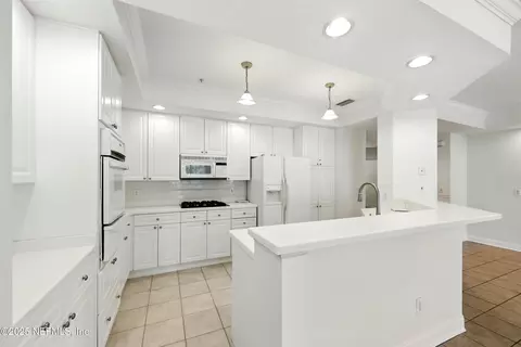 Kitchen - 355 N Shore Cir #1312, Saint Augustine, FL 32092 photo 1 of 4
