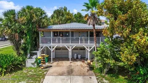 131 10th Ave N, Jacksonville Beach, FL 32250