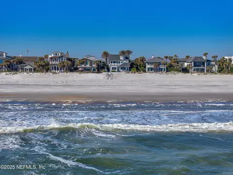 3903 Duval Dr, Jacksonville Beach, FL 32250