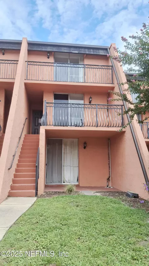 3401 Townsend Blvd #313, Jacksonville, FL 32277