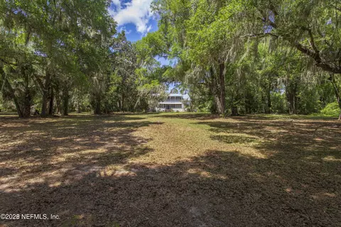 Exterior - 103 Beacon St, Interlachen, FL 32148 photo 5 of 5