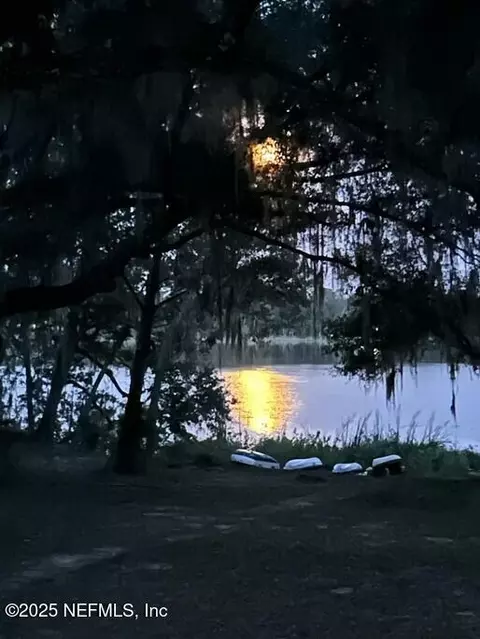 View/Area - 103 Beacon St, Interlachen, FL 32148 photo 1 of 3