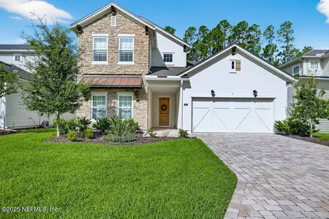 527 Pine Haven Dr, Saint Johns, FL 32259