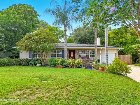 5252 Rollins Ave, Jacksonville, FL 32207