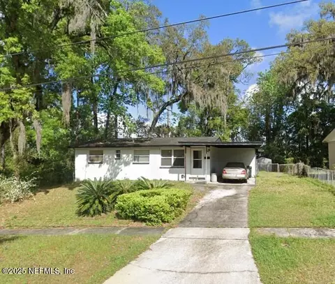 298 Lee Dr, Orange Park, FL 32073