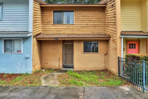 11535 Dunes Way Dr N, Jacksonville, FL 32225
