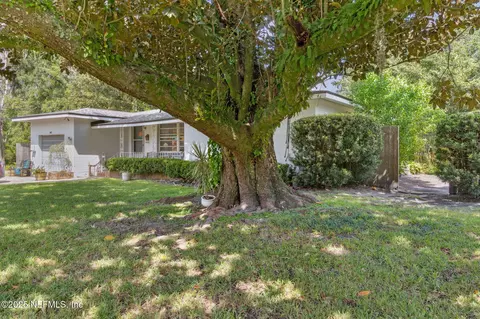7045 Bonnie Brae Ln, Jacksonville, FL 32210