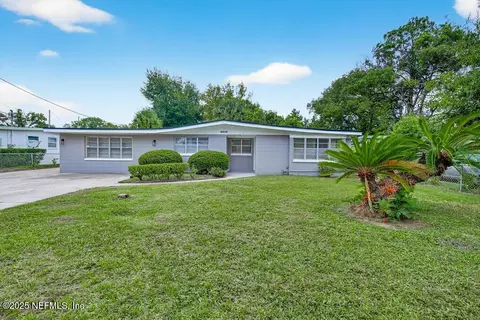 6409 Lobelia St, Jacksonville, FL 32209