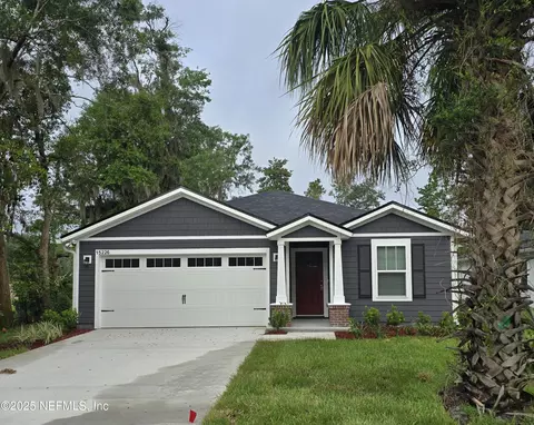 15226 Robert Ave, Jacksonville, FL 32218