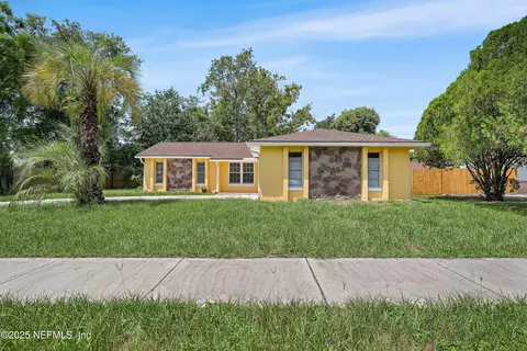 6066 Shakespeare Dr, Jacksonville, FL 32244