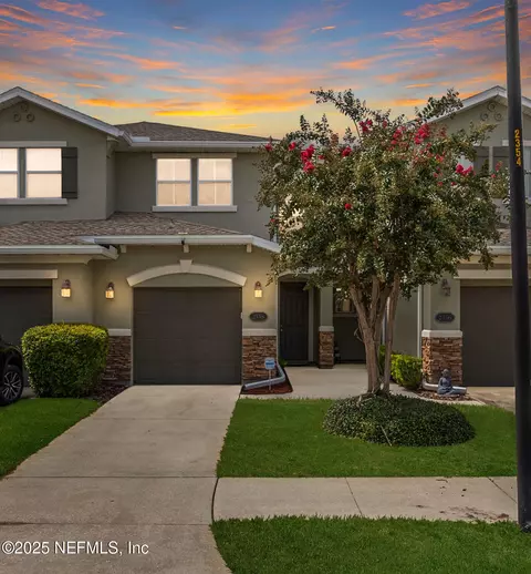 2358 Sunset Bluff Dr, Jacksonville, FL 32216