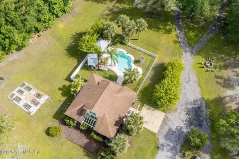 1291 Carter Rd, Lawtey, FL 32058