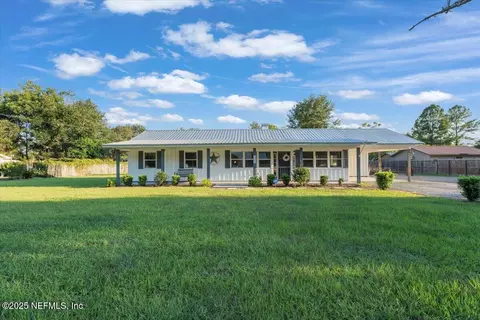 6582 Hamilton Crews Rd, Glen Saint Mary, FL 32040